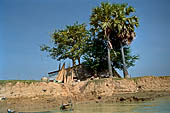 Boat trip along the river Stung Sangker, from Siem Reap to Battambang